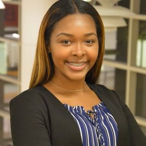 Meet your Posher, Kareema